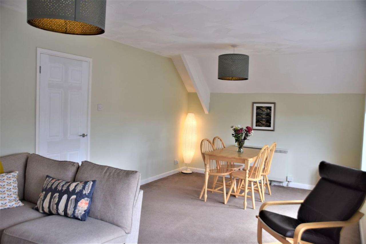 Charming 3-Bed Apartment In Talgarth Powys Brecon Bagian luar foto